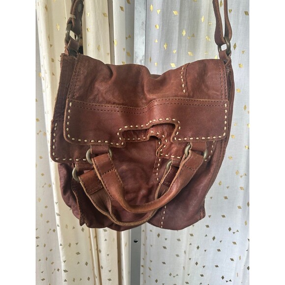 Lucky Brand Abbey Road Fold Over Italian Lamb Leather Crossbody Messenger Bag - Picture 2 of 8